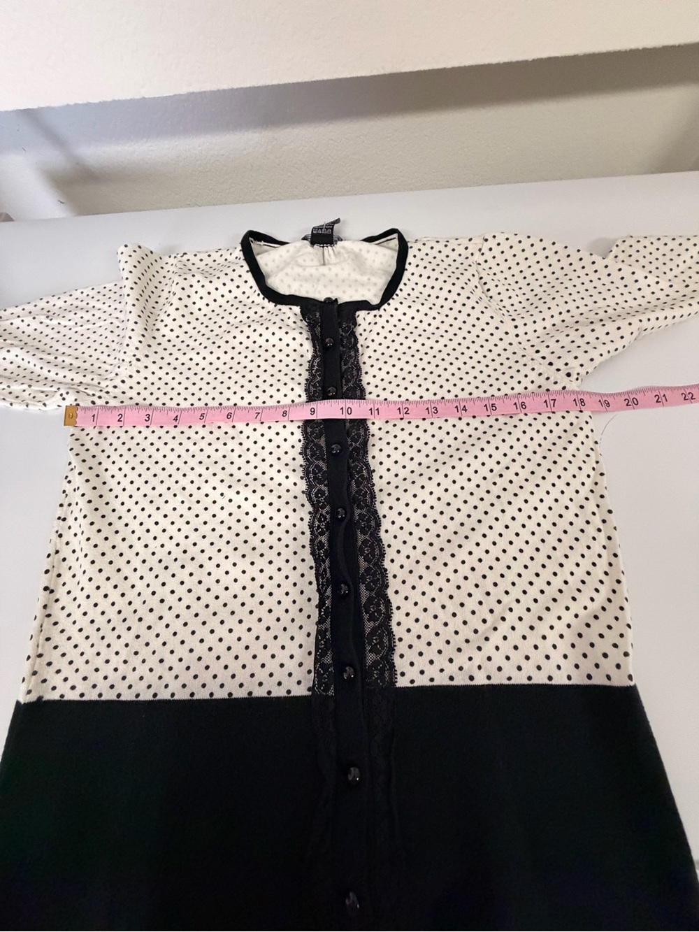 Larry Levine Women's Top Sz L Cream and Black Polka Dot Lace Black Trim Stretch - Picture 6 of 8